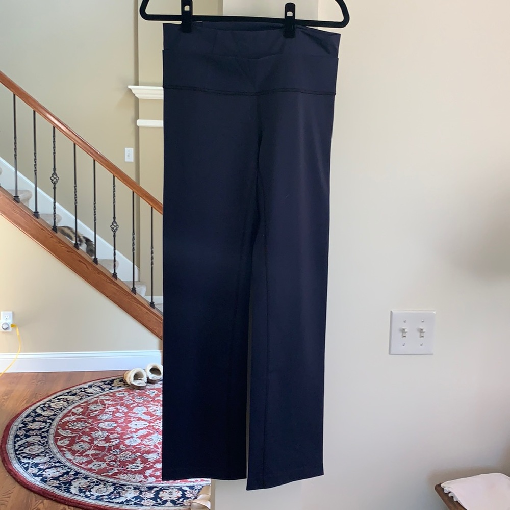 Lululemon yoga pants